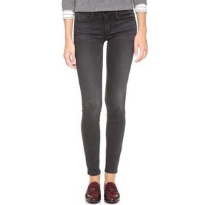 Frame Le Skinny de Jeanne Jeans.